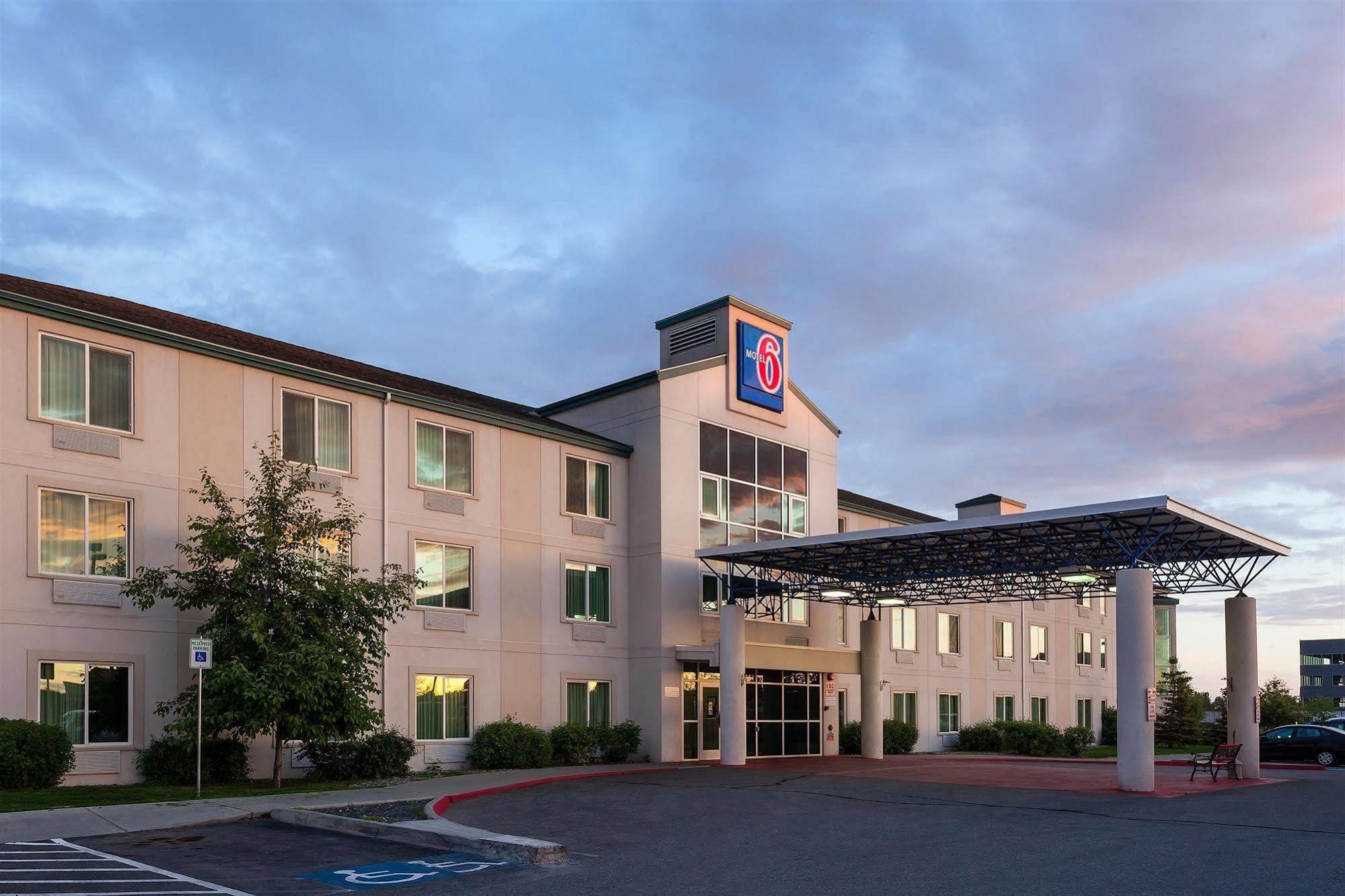 Motel 6-Anchorage, Ak - Midtown מראה חיצוני תמונה
